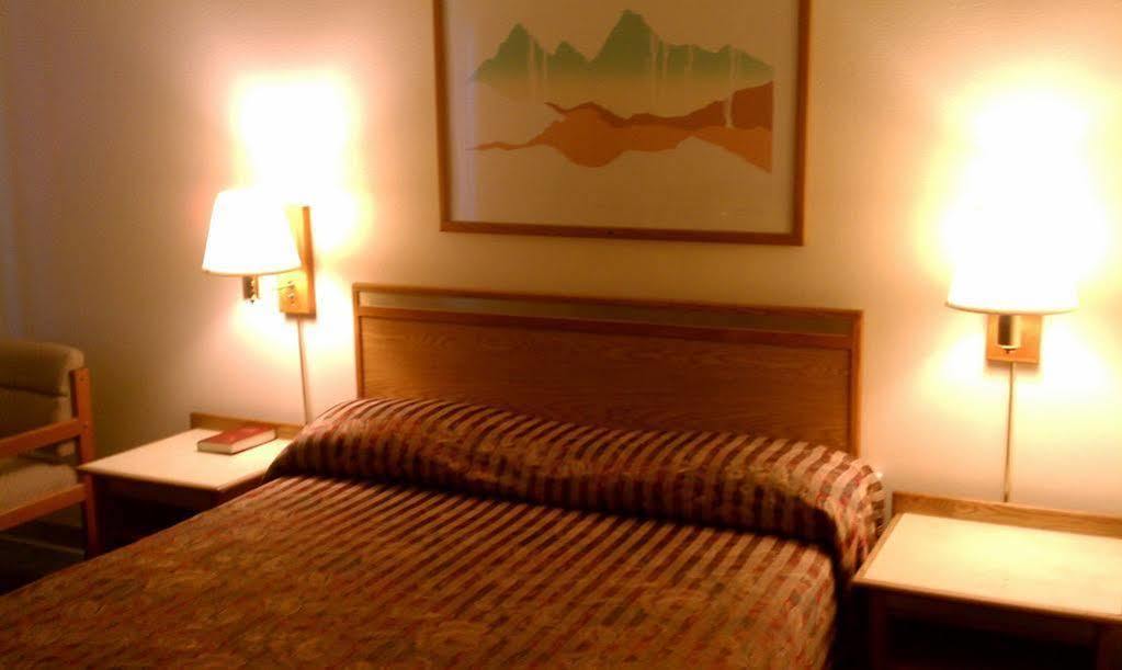 Colorado River Value Inn Bullhead City Kültér fotó